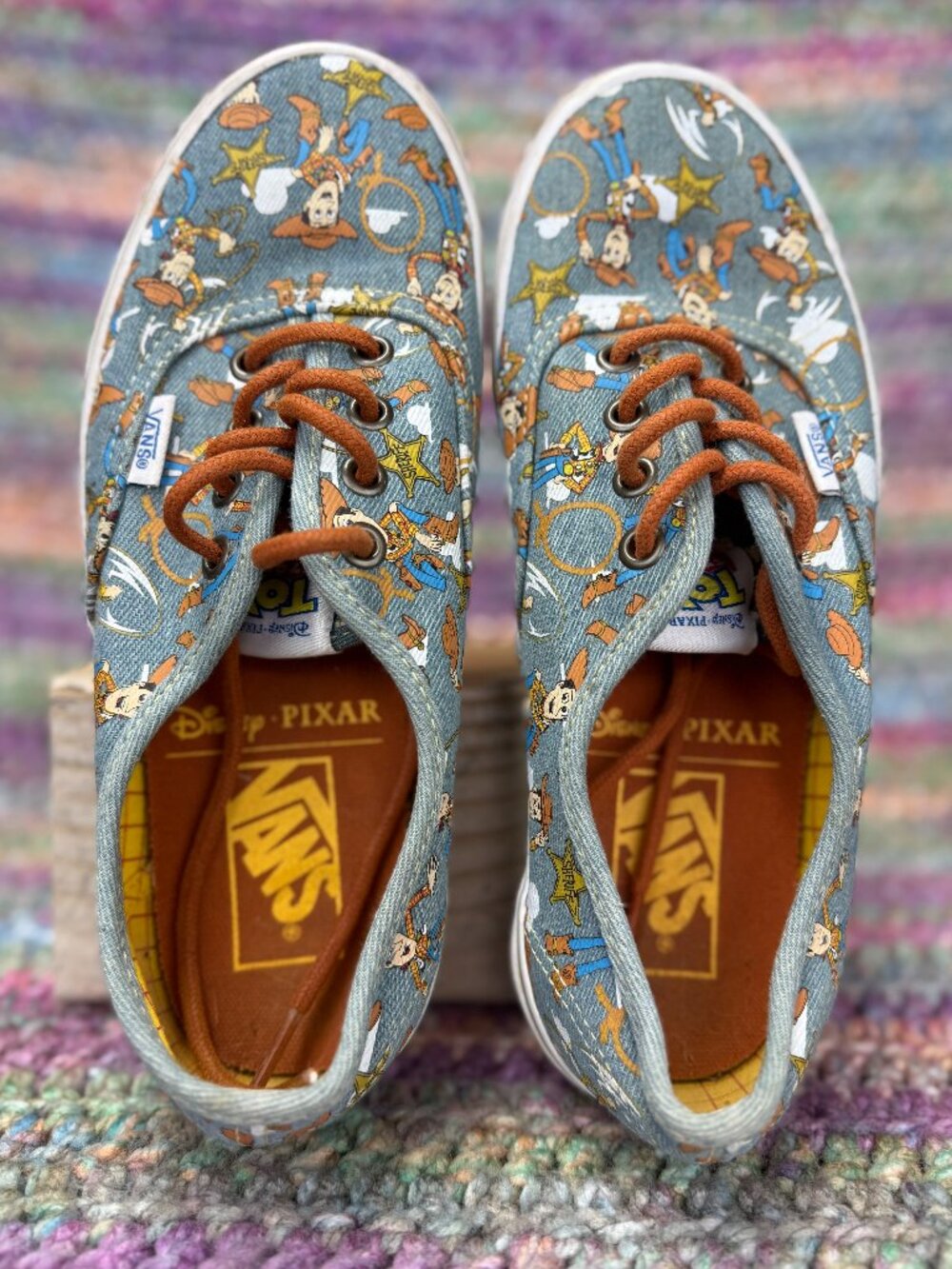 VANS Disneys Pixar Toy Story Sheriff Woody Denim Shoes Size 5.5